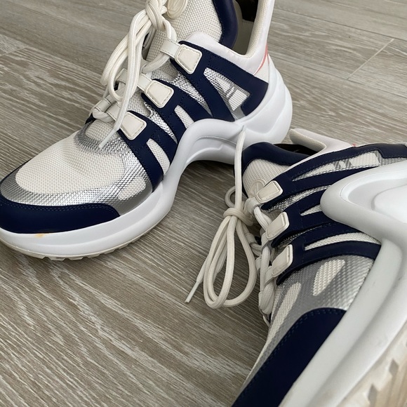 Louis Vuitton Shoes - LV Sneakers Women